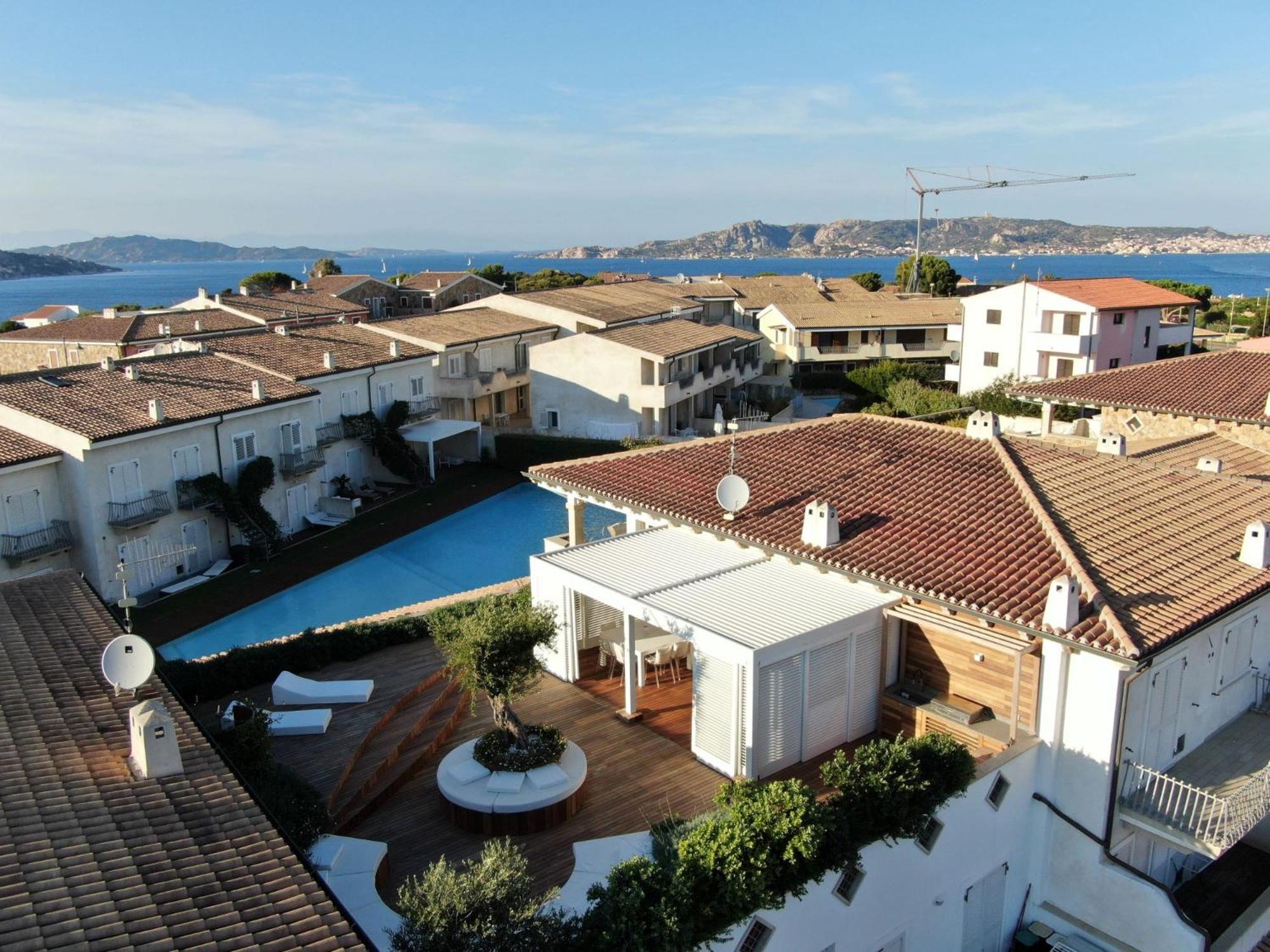 La Sciumara Resort ปาเลา ภายนอก รูปภาพ